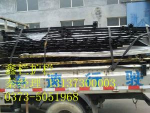 獲嘉賈經理古銅大門，圍墻護欄裝車待發